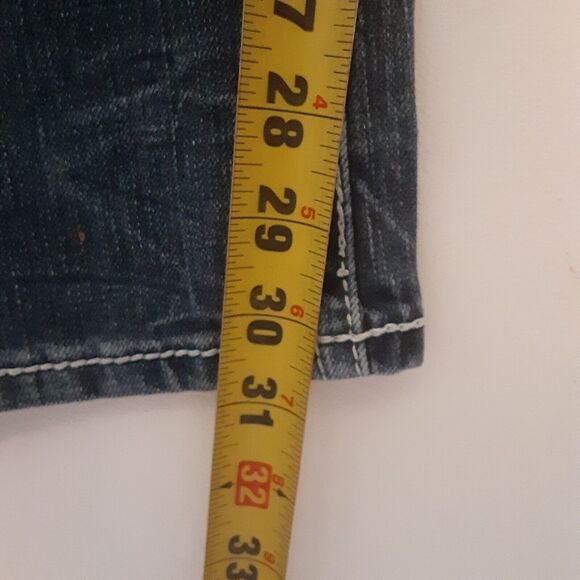 Grace in LA Women's Embroidered Pockets Stretch Bootcut Jeans Size 28X31 Aztec - Picture 10 of 10